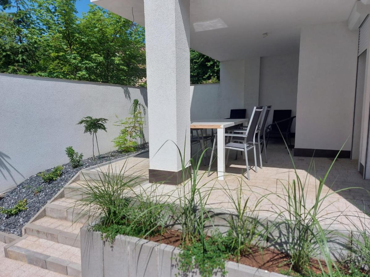 Apartament Z Duzym Tarasem Apartment Świnoujście Exterior foto