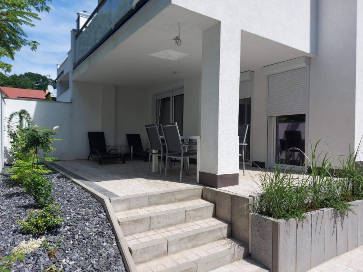 Apartament Z Duzym Tarasem Apartment Świnoujście Exterior foto